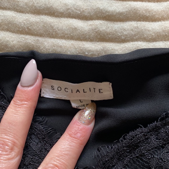 Two Black Spaghetti Strap Tanks Size L - Picture 8 of 9